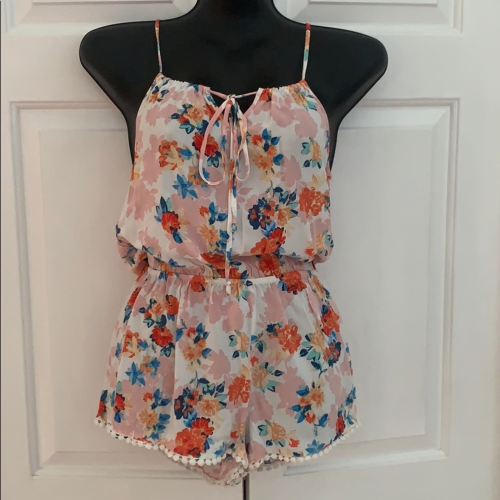 Timing Women’s White Coral Floral Shorts Romper